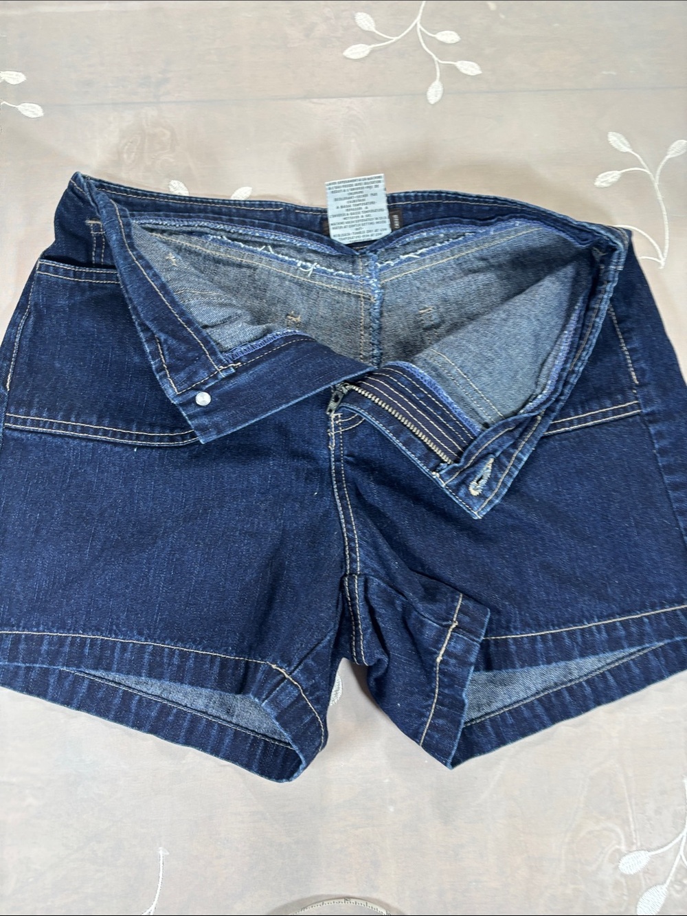 VTG Y2K Garage Dark Blue Denim Patch-Pocket Shorts Woman SZ 7 Summer mid-Waist - Picture 10 of 13